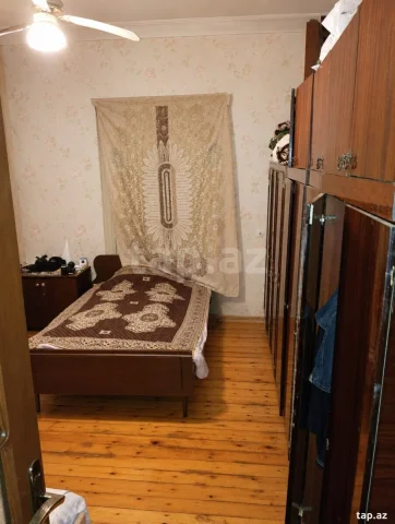 Həyət evi kirayə verilir, 28 May...