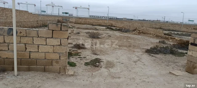 12 sot torpaq sahəsi, Qaradağ r.