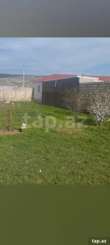 4 sot torpaq sahəsi, Qobu qəs.