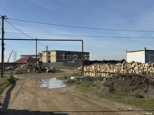 5.5 sot torpaq sahəsi, Buzovna qə...