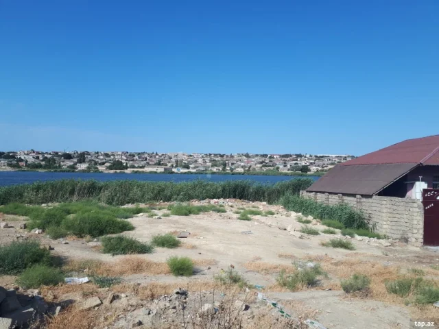 3 sot torpaq sahəsi, Bakıxanov q�...