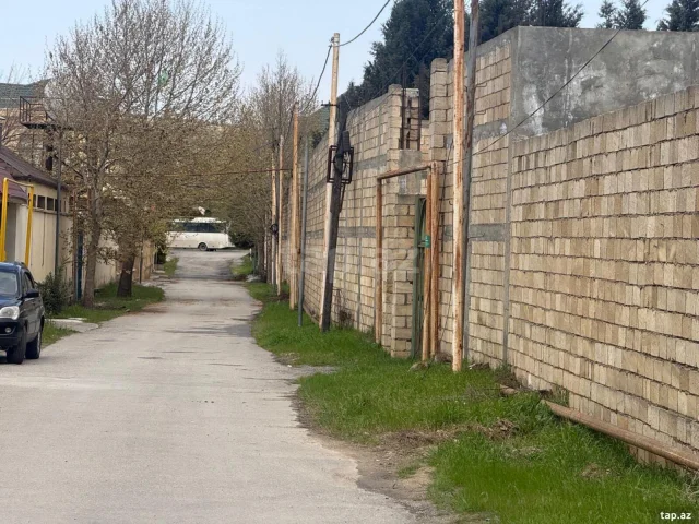 6 sot torpaq sahəsi, Novxanı qəs...
