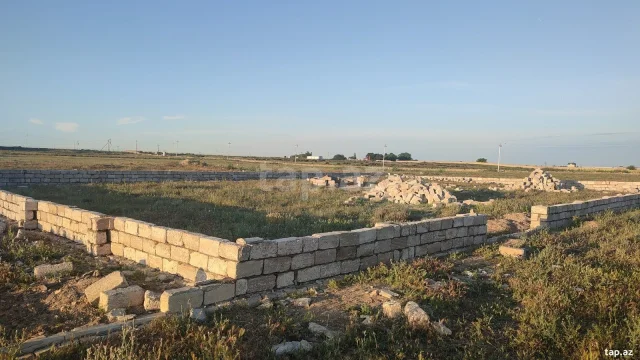 6 sot torpaq sahəsi, Türkan qəs.