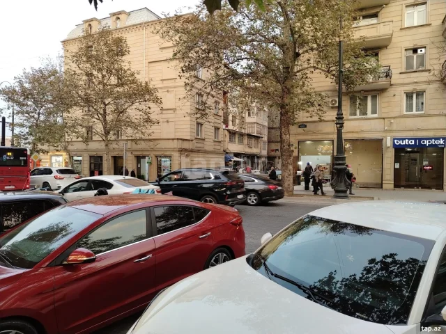 2-otaqlı mənzil kirayə verilir, ...