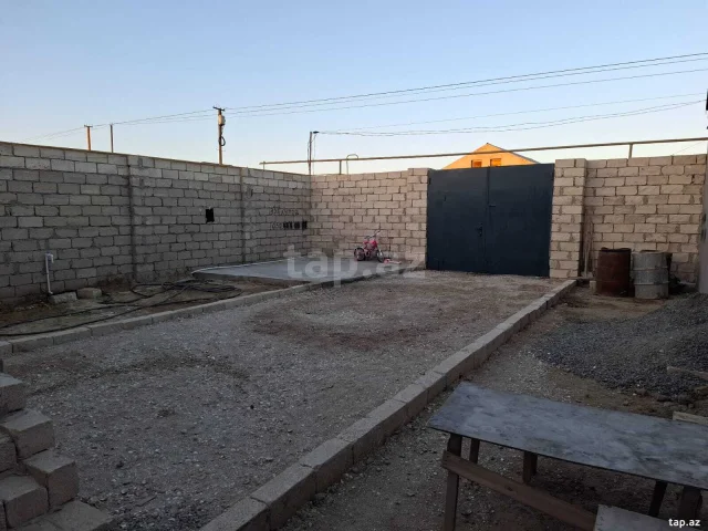 Həyət evi, Savalan qəs.