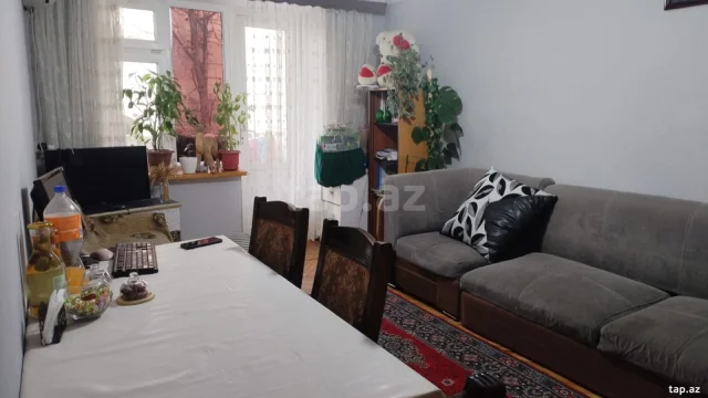 2-otaqlı mənzil, Sülh küç., 46...