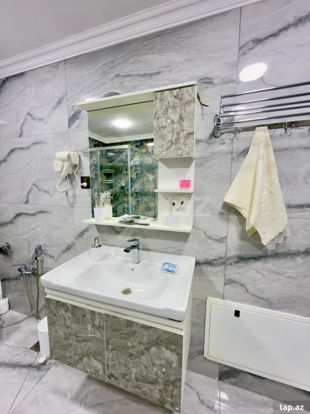Villa kirayə verilir, Şüvəlan q...