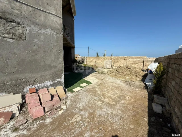 Həyət evi, Mərdəkan qəs.