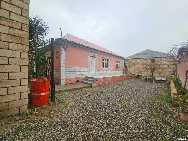 Həyət evi, Saray qəs.