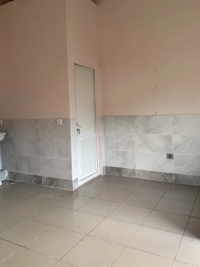 Digər Kommersiya Əmlakı Kirayə verilir