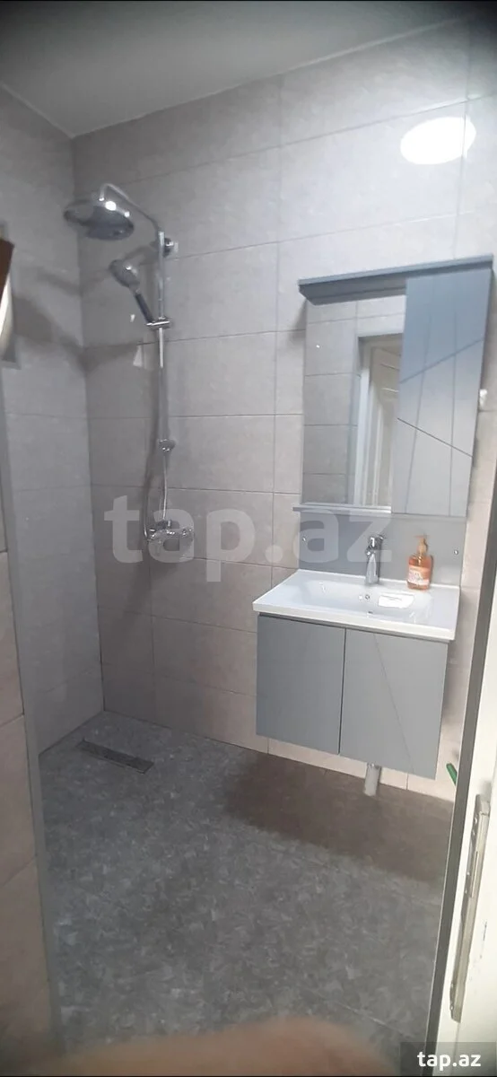 Həyət evi kirayə verilir, Laçı...