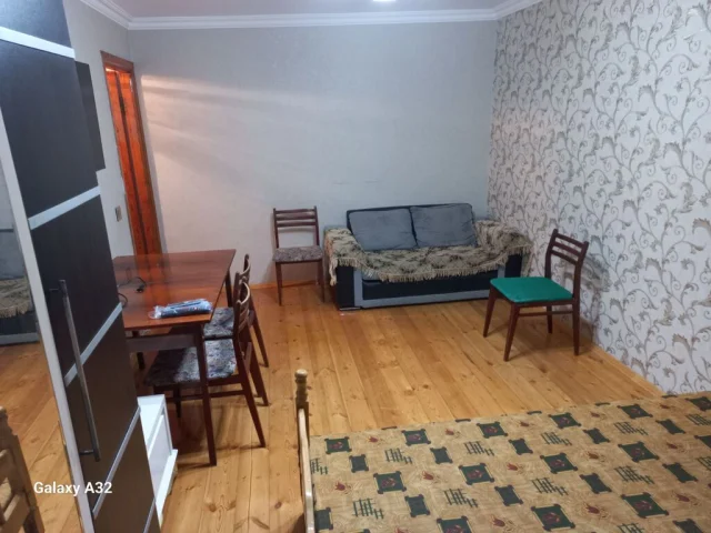 Mənzil Kirayə verilir