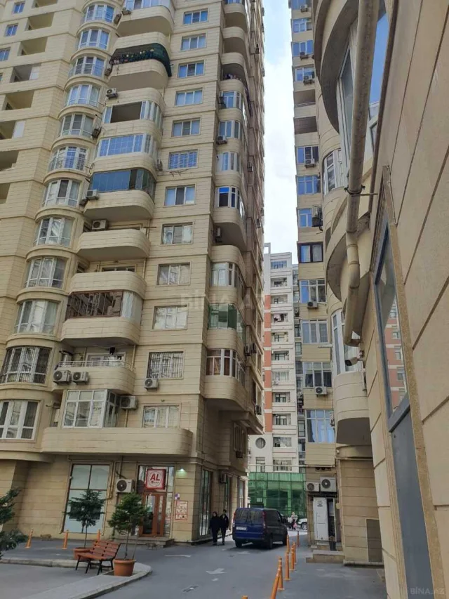 Mənzil Satılır