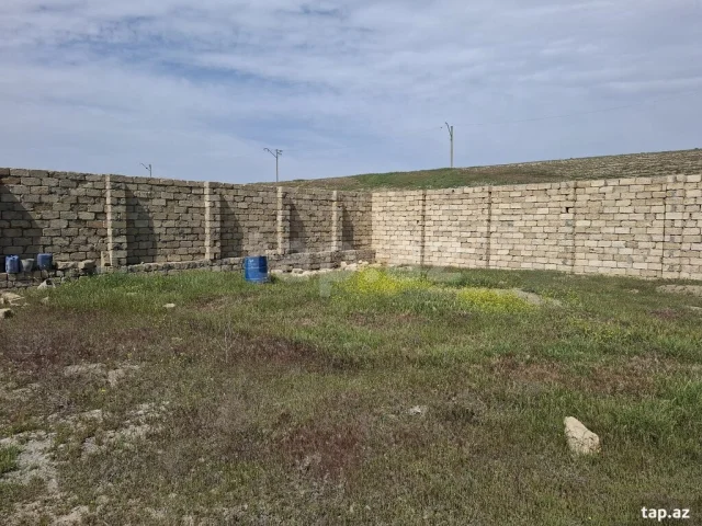 5 sot torpaq sahəsi, 28 may qəs.